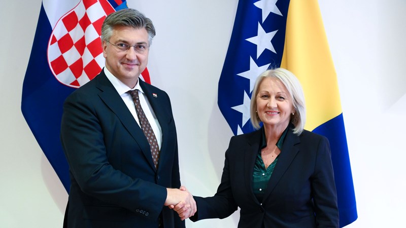 Otvoreni pristupni pregovori s BiH, nastavit ćemo pomagati i štititi interese Hrvata kao konstitutivnog naroda
